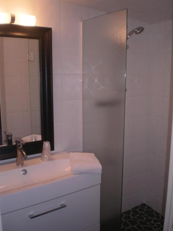 Le Relais De Saint Julien Hotel Room photo
